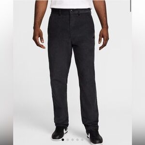 Nike Club Men's Corduroy Chino Pants